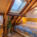 Vue sur la chambre classique d'Alesina